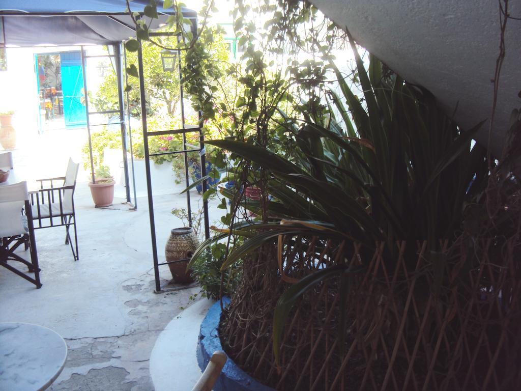 Spalieri Rooms Hydra  Exterior photo
