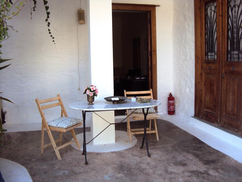 Spalieri Rooms Hydra  Exterior photo