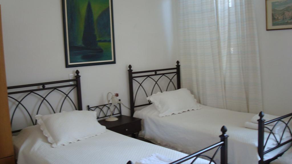 Spalieri Rooms Hydra  Exterior photo